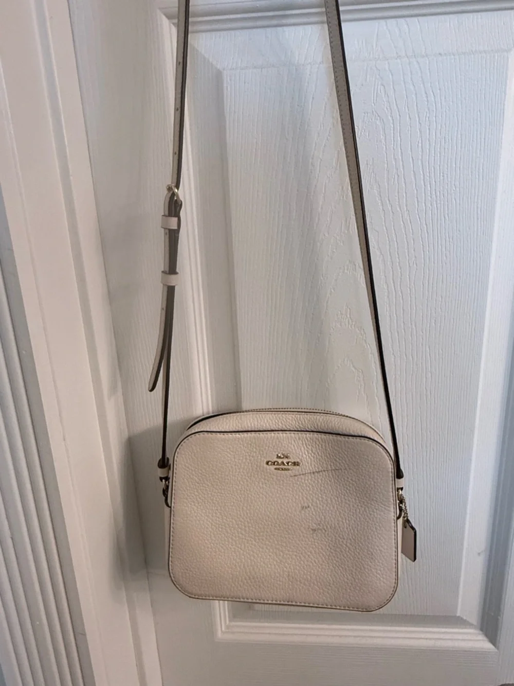 Coach Pebbled Leather Crossbody Bag in Off White with Gold Hardware - Picture 1 of 4